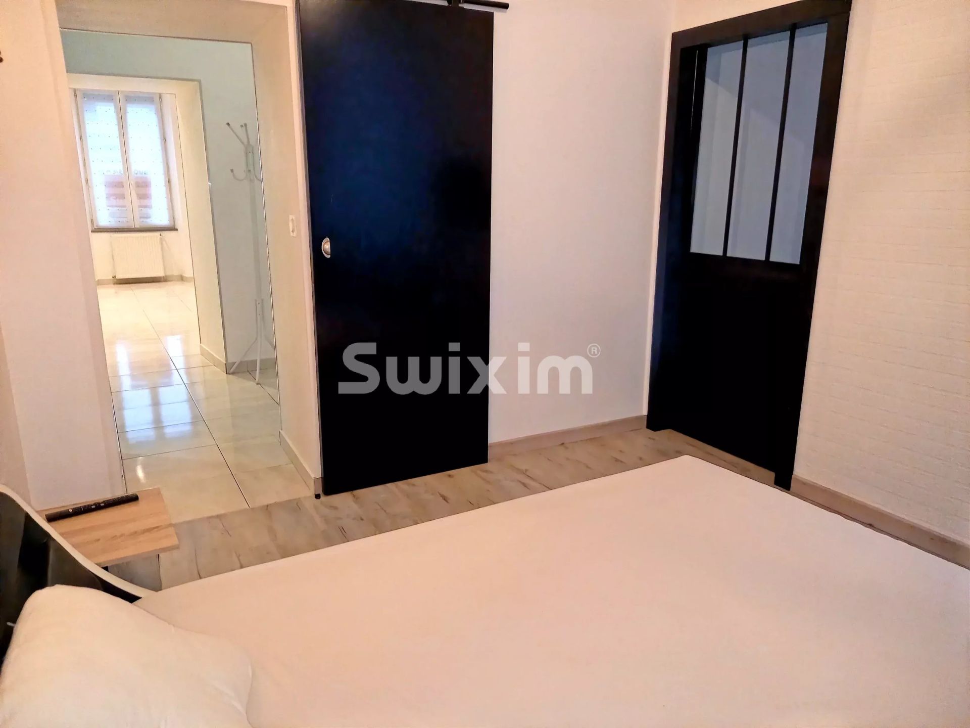 apartment 5 Rooms for rent on Hauts de Bienne (39400)