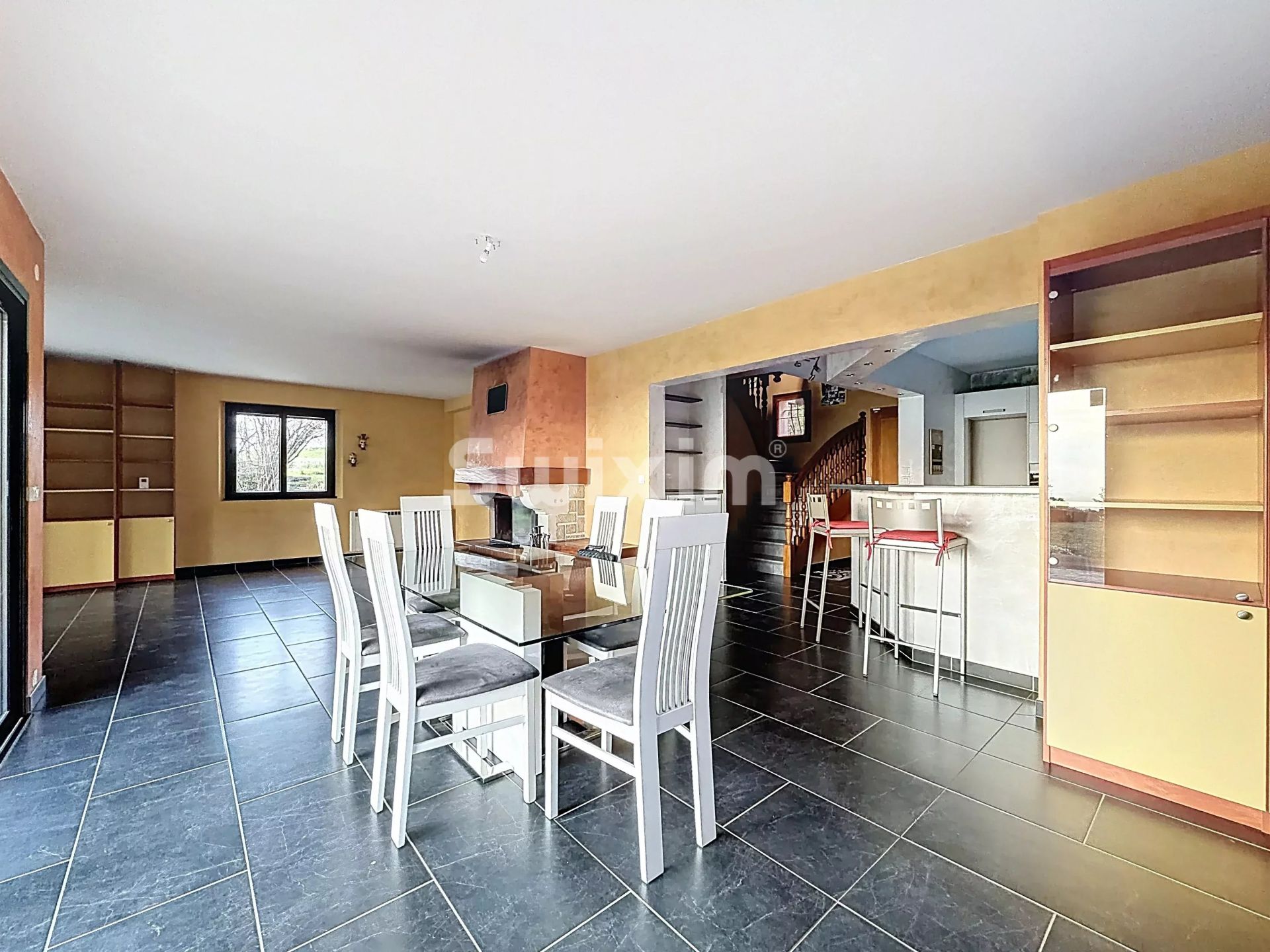 house 6 Rooms for sale on Ballaison (74140)