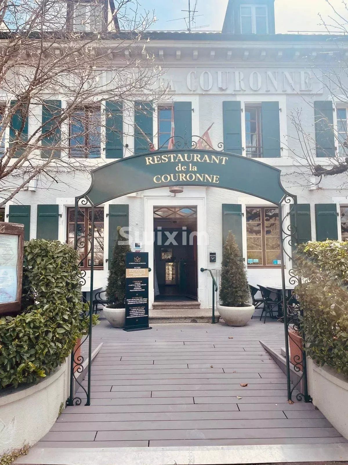 commercial local for sale on Jussy (1254)