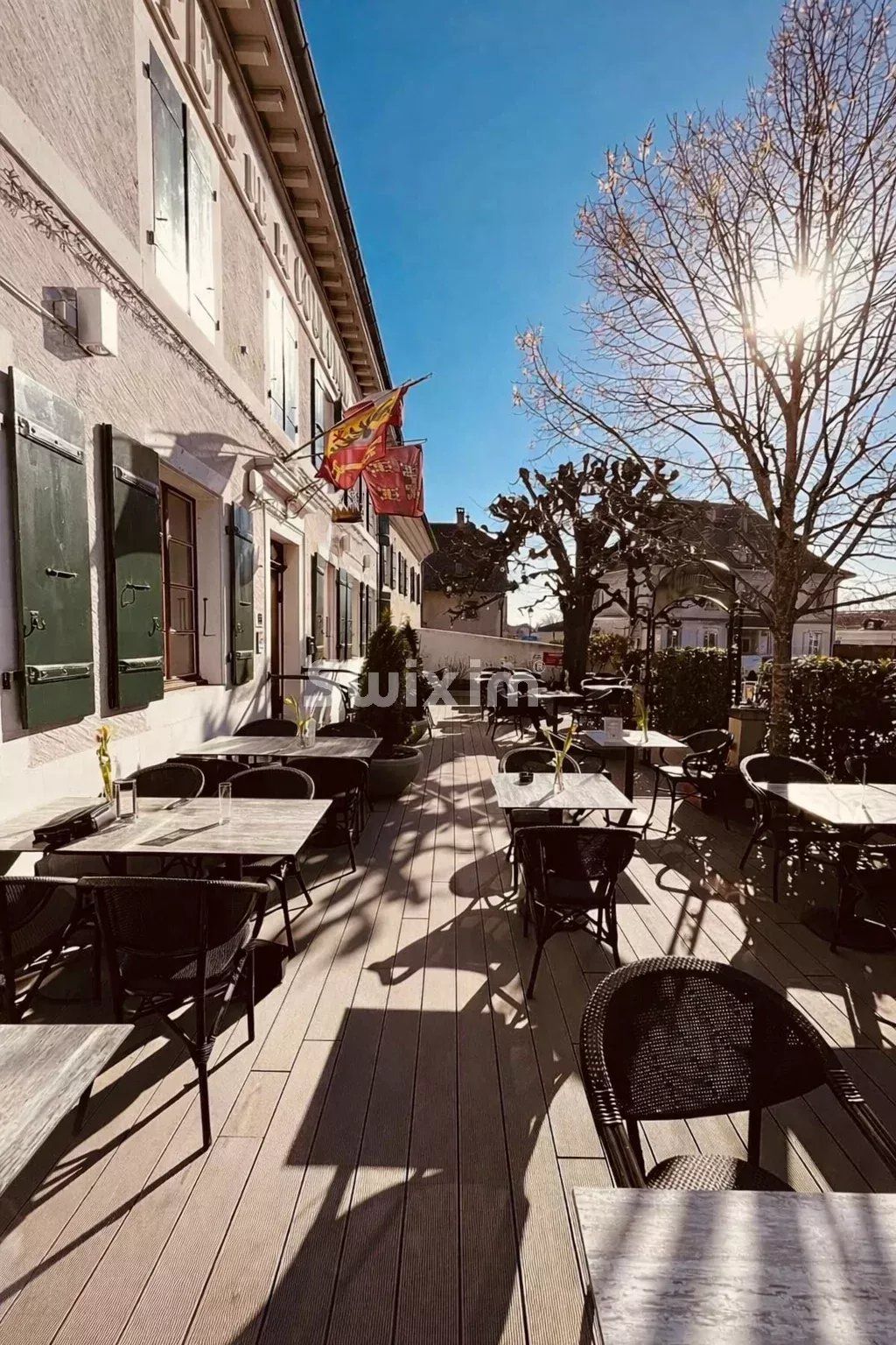 commercial local for sale on Jussy (1254)