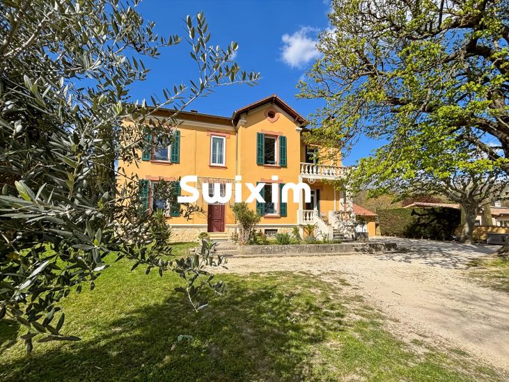 Venta Bastida Sauzet 11&nbsp;Salas 220&nbsp;m²