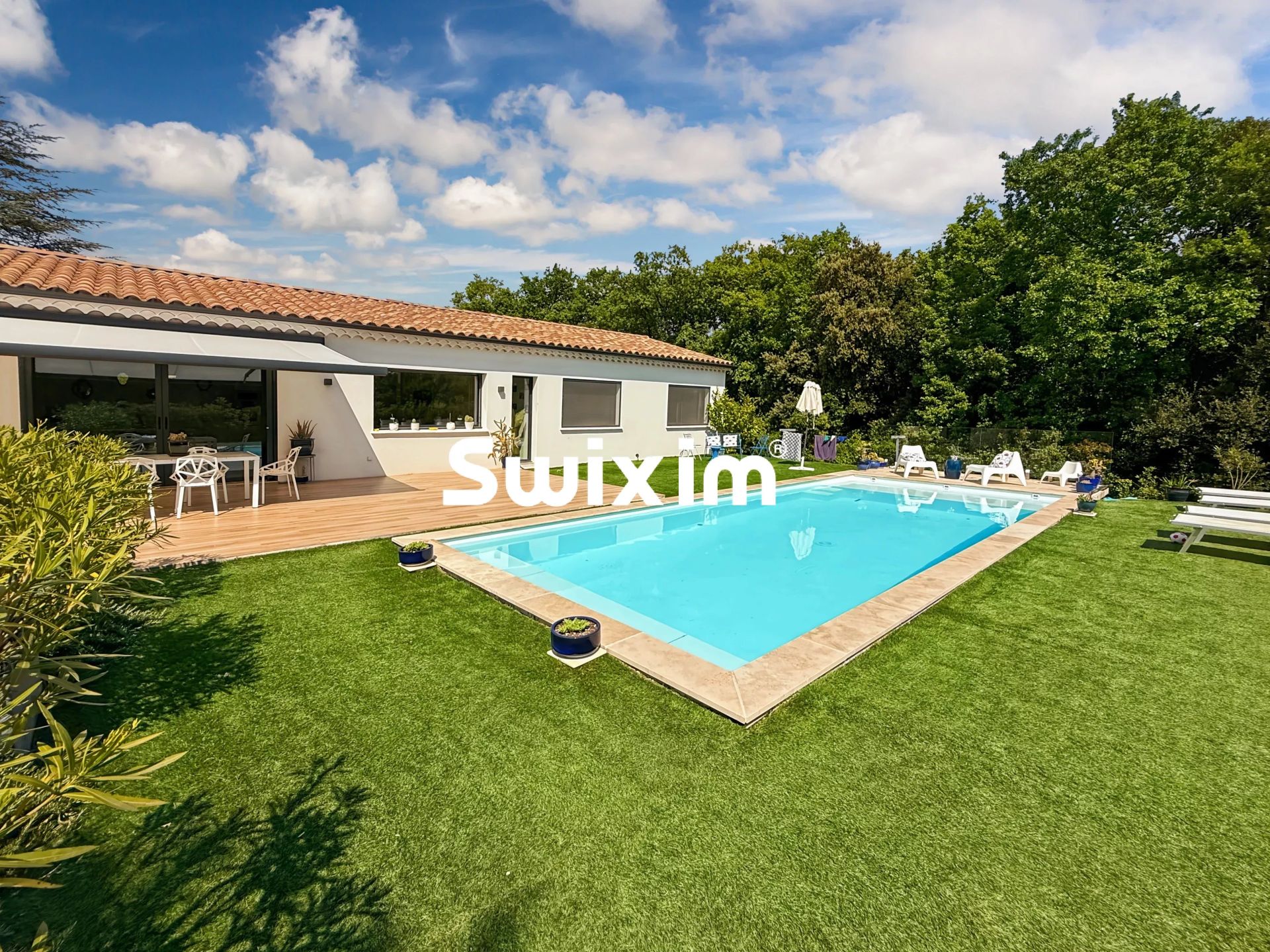 casa 6 Camere in vendita su Bourg-Saint-Andéol (07700)