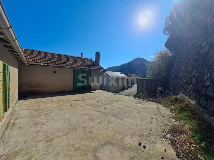 Vente Maison Pied-de-Borne 3&nbsp;Pièces 165&nbsp;m²