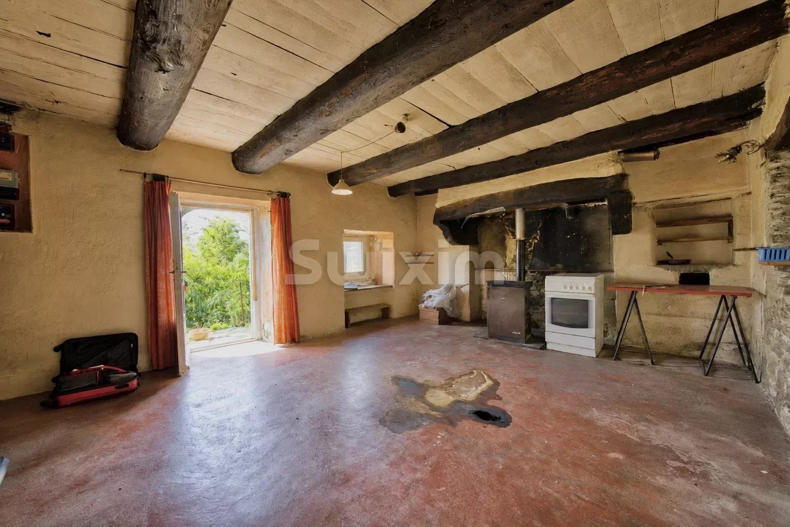 mas 4 Camere in vendita su Saint-Étienne-Vallée-Française (48330)