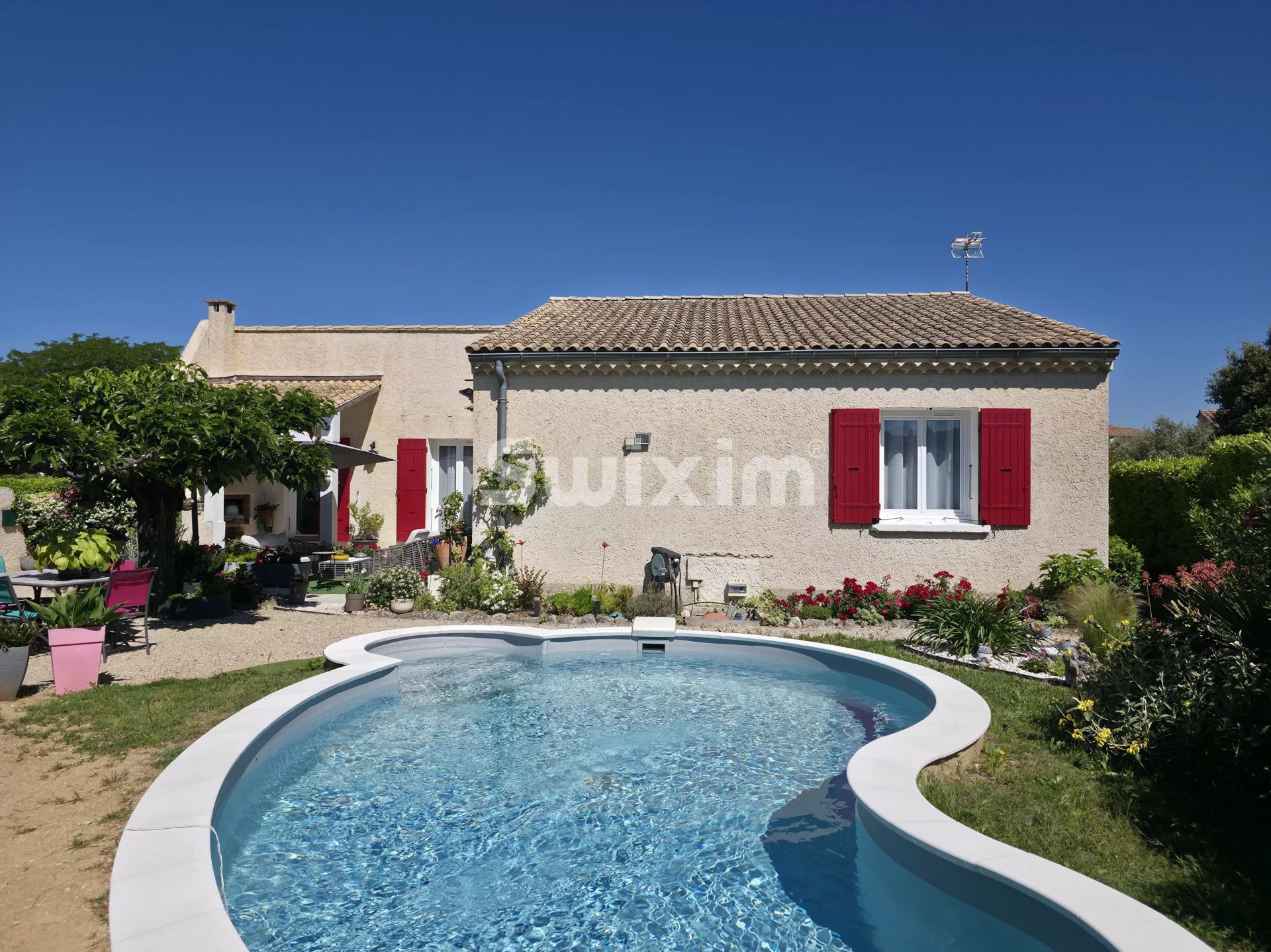 casa 5 Camere in vendita su Grignan (26230)