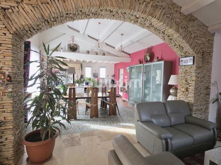 Vente Maison Valréas 5&nbsp;Pièces 110&nbsp;m²