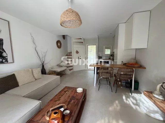 casa 3 Quartos para venda sobre Saint-Tropez (83990)