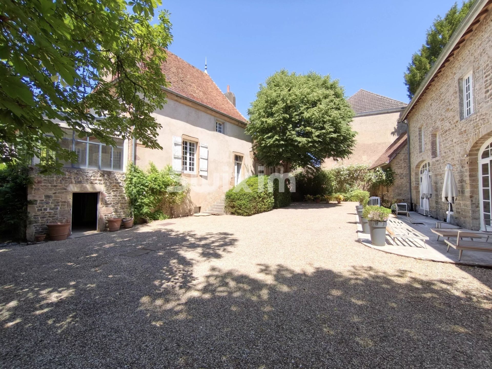 proprietà 14 Camere in vendita su Santenay (21590)