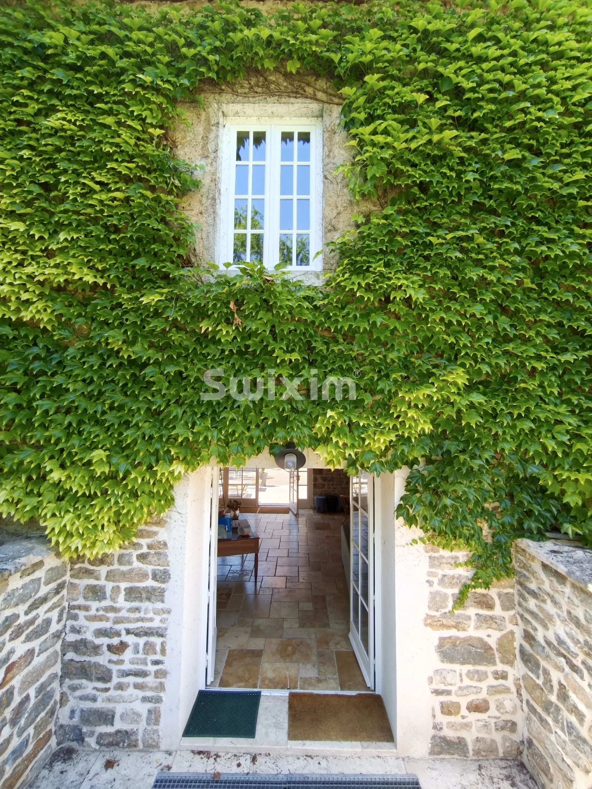 proprietà 14 Camere in vendita su Santenay (21590)