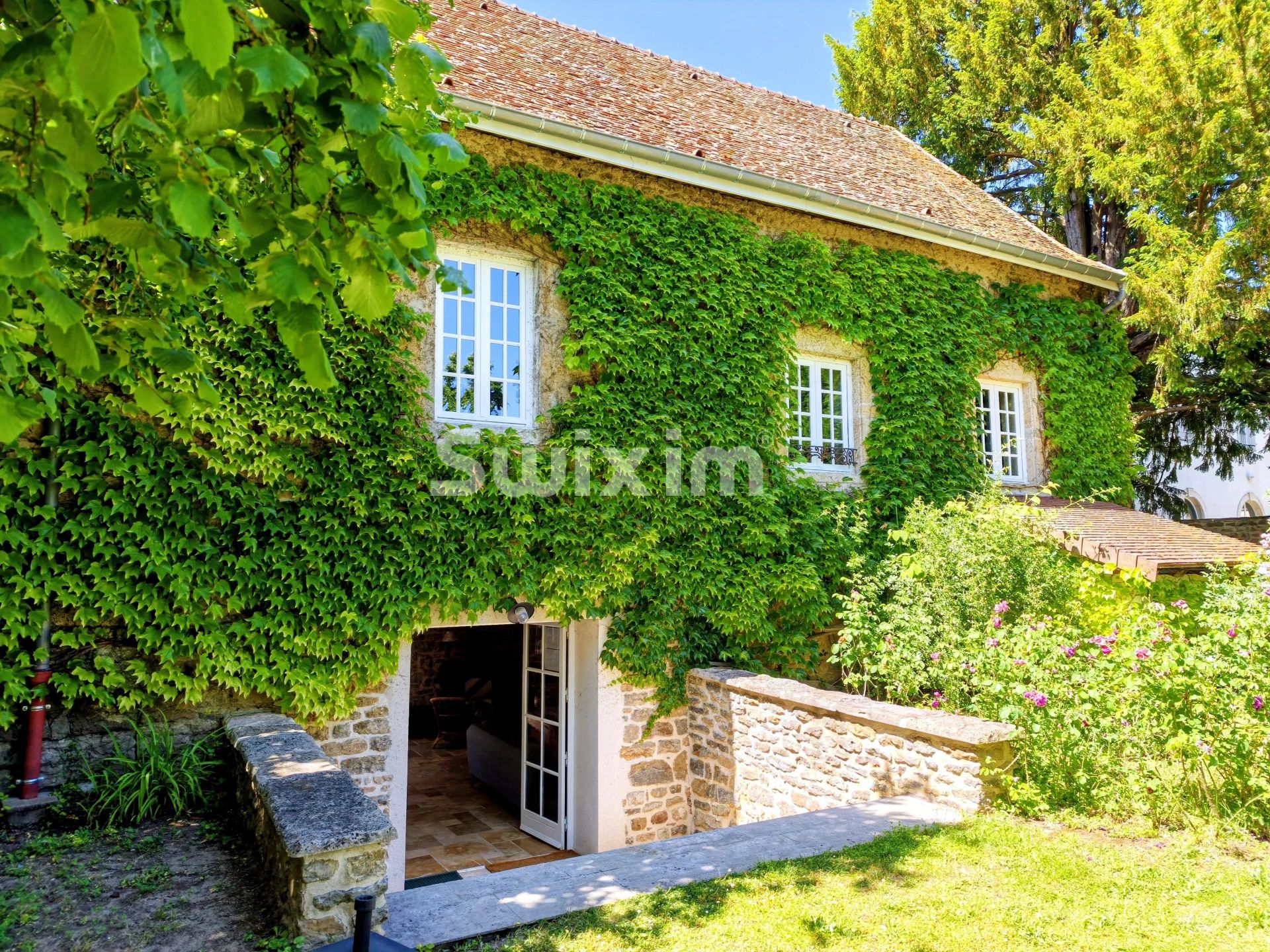 proprietà 14 Camere in vendita su Santenay (21590)
