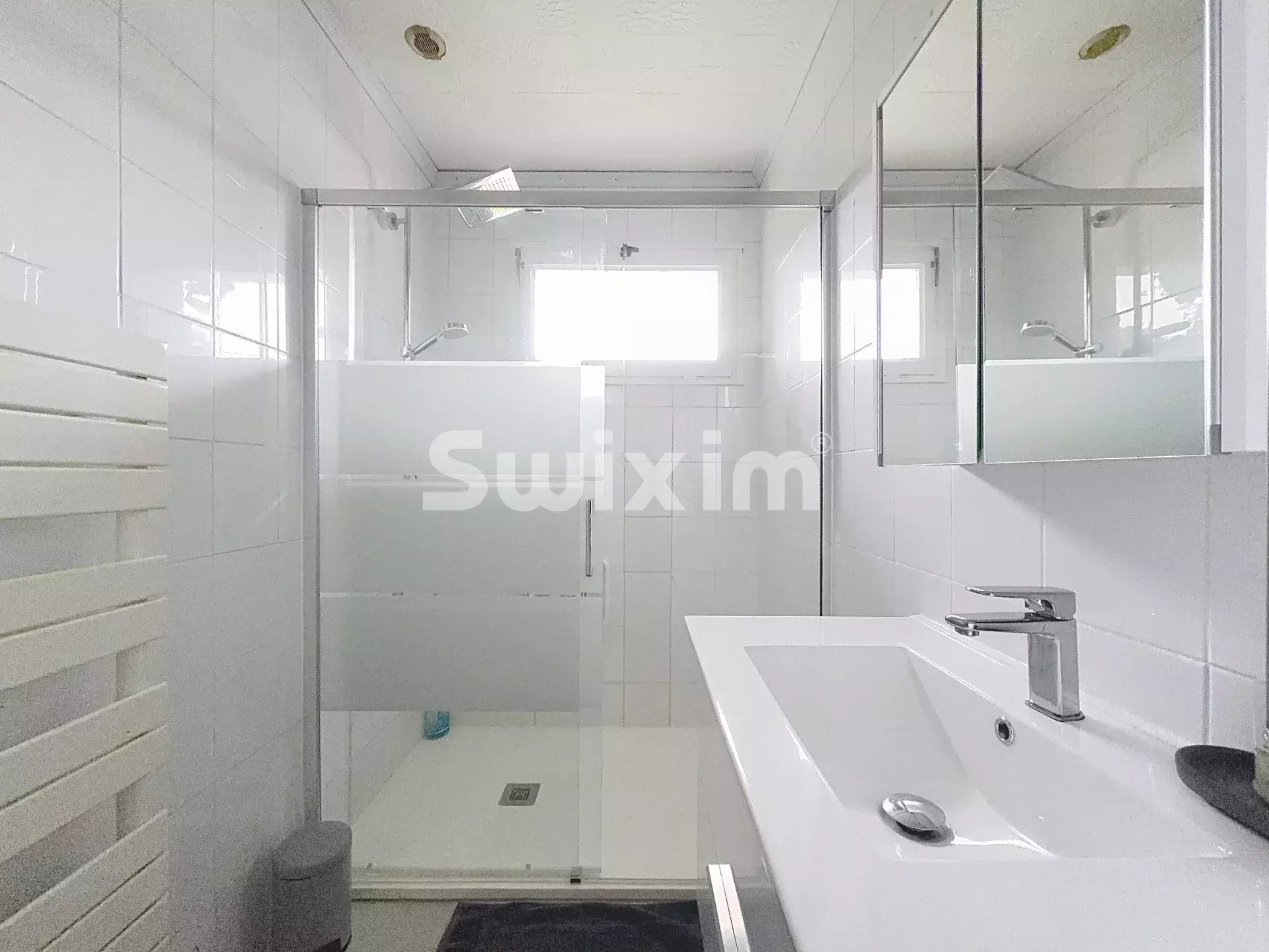casa 7 Salas en venta en Sauverny (01220)