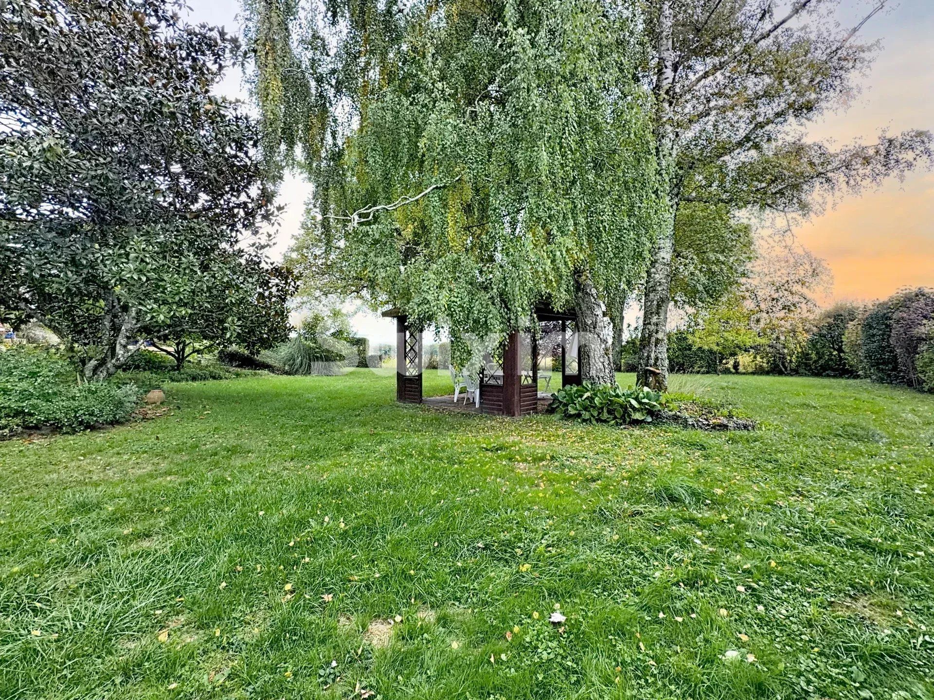 casa 7 Salas en venta en Sauverny (01220)