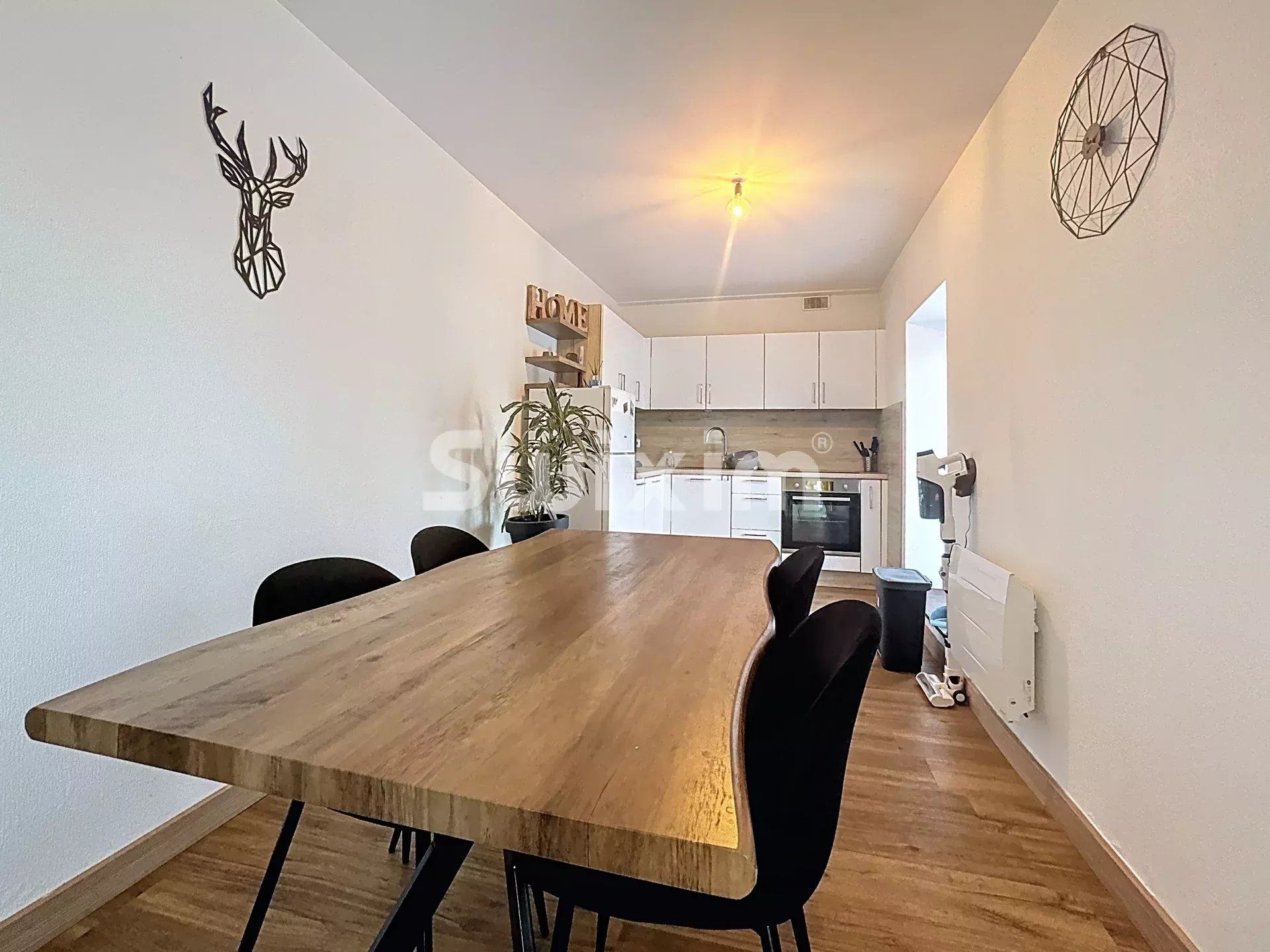 apartment 2 Rooms for sale on Péron (01630)