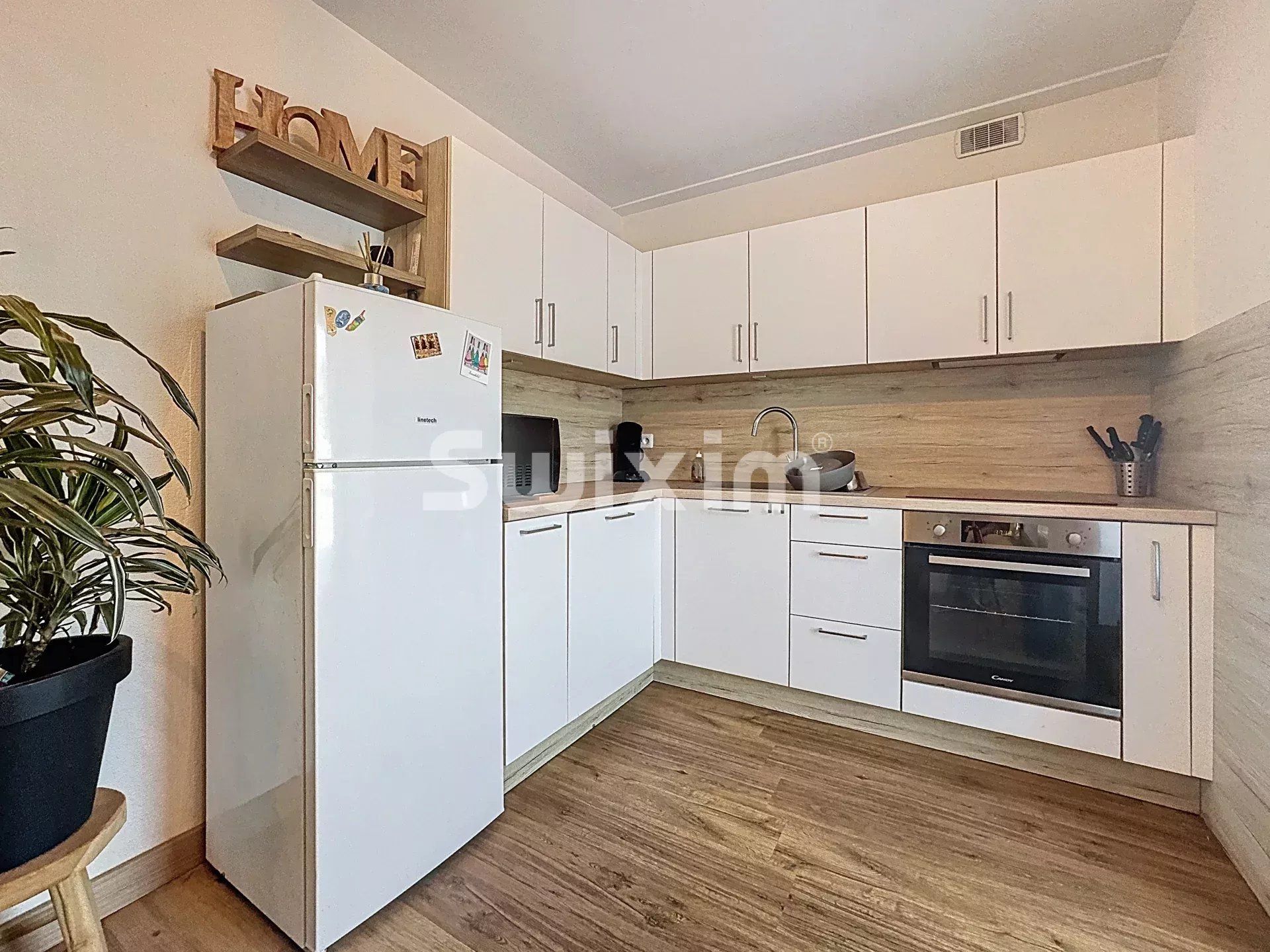 apartment 2 Rooms for sale on Péron (01630)