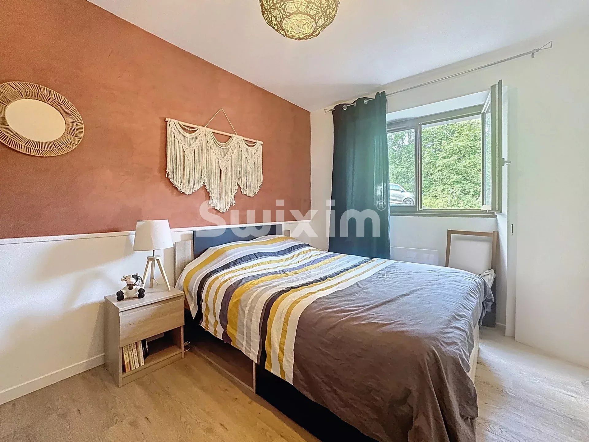 apartment 2 Rooms for sale on Péron (01630)