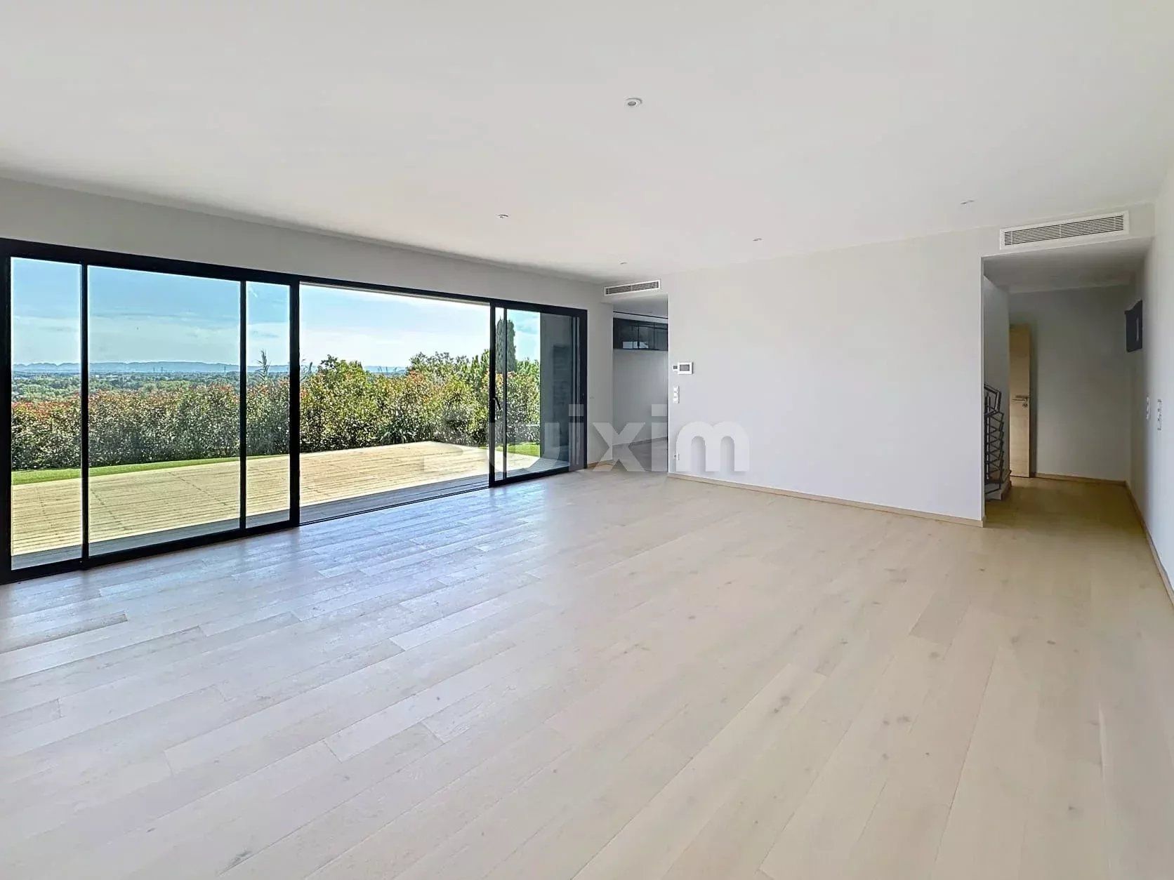 villa 7 Pièces en vente sur Les Angles (30133)