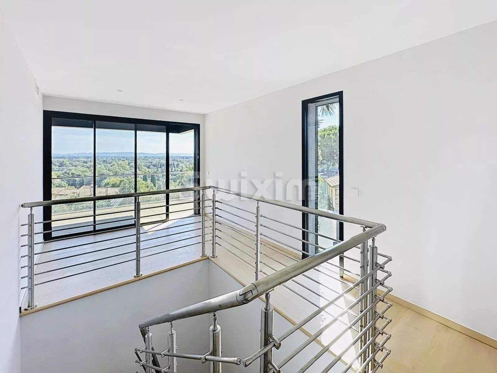 villa 7 Pièces en vente sur Les Angles (30133)