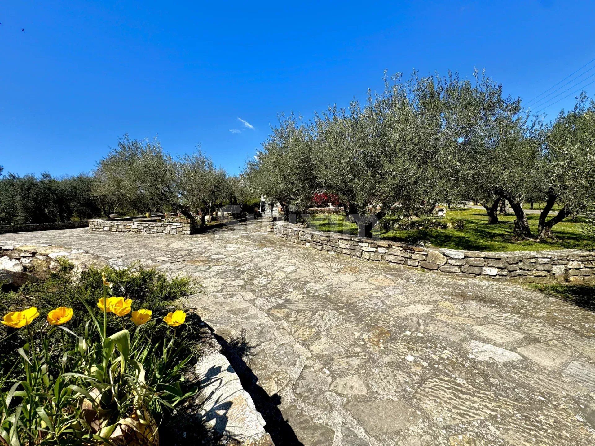 villa 5 Pièces en vente sur Vézénobres (30360)