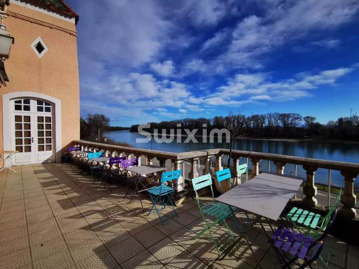 Vendita Hotel particolare Bourg-Saint-Andéol 20&nbsp;Camere 750&nbsp;m²