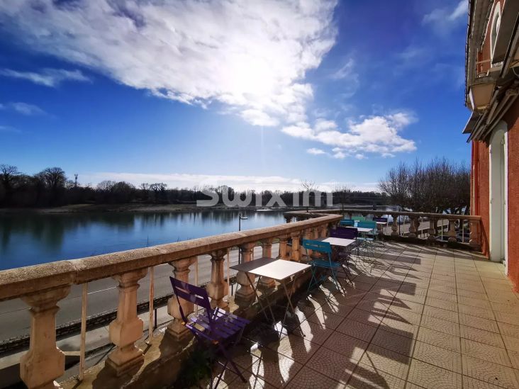 Vente Hôtel particulier Bourg-Saint-Andéol 20&nbsp;Pièces 750&nbsp;m²