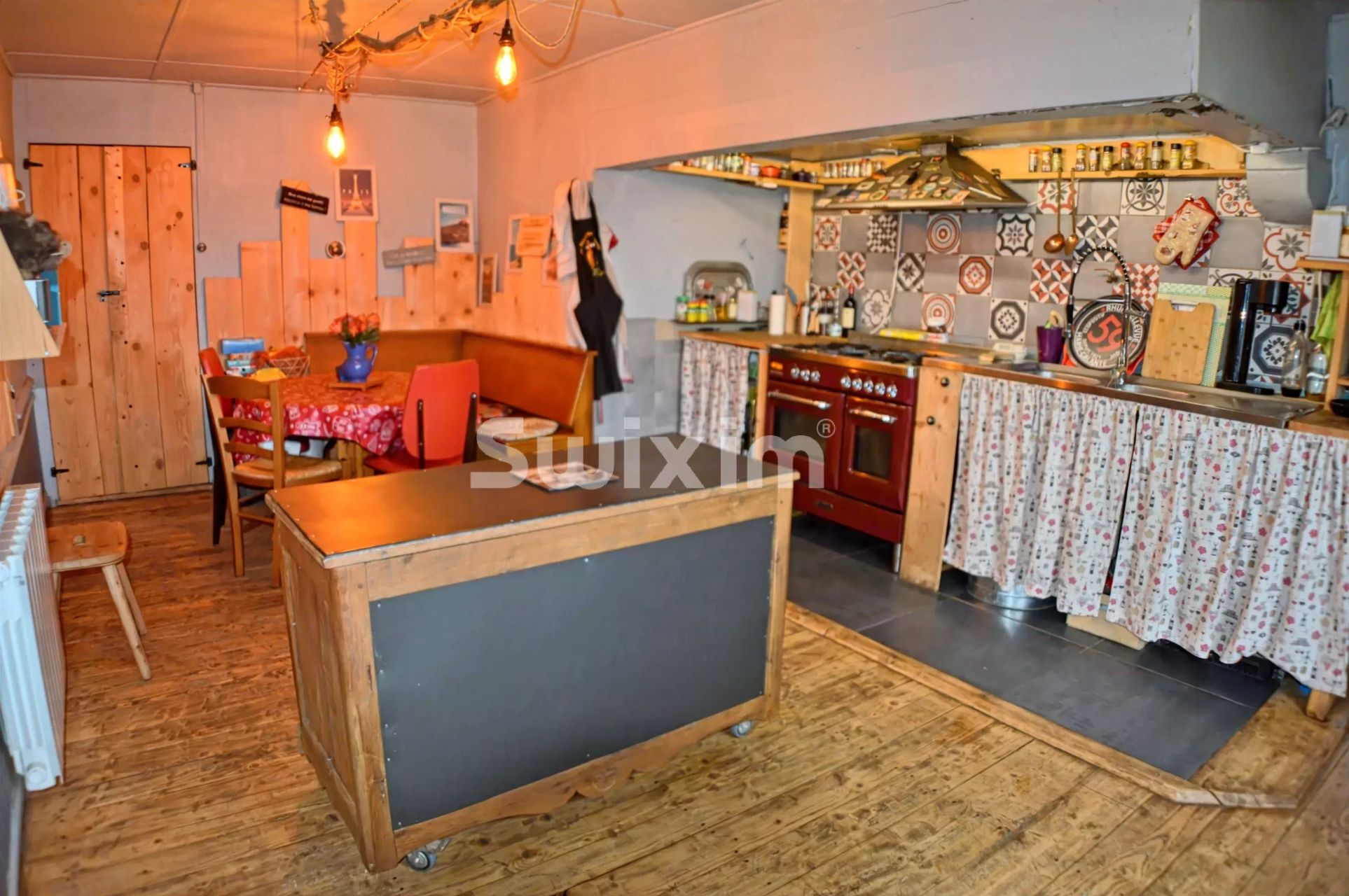 casa 5 Quartos para venda sobre Hauts de Bienne (39400)