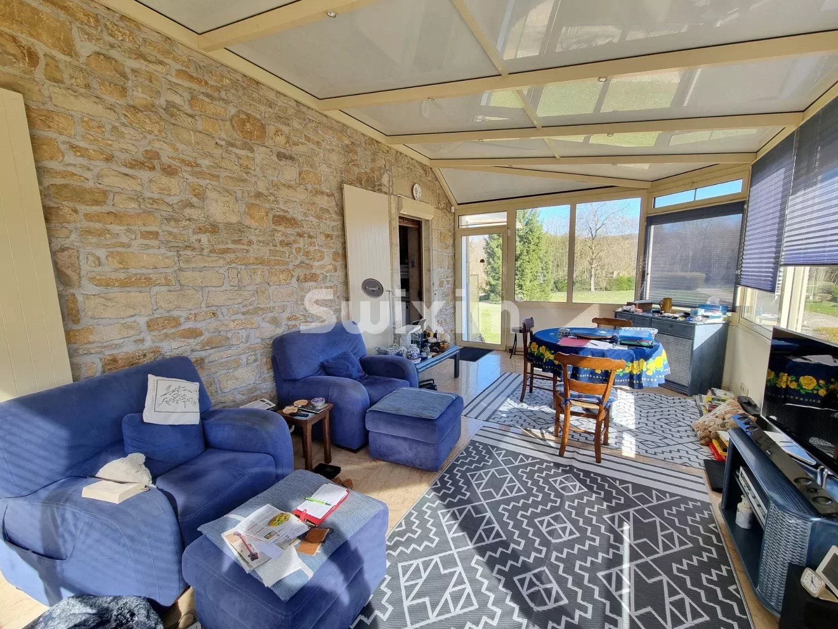 property 8 Rooms for sale on Andryes (89480)