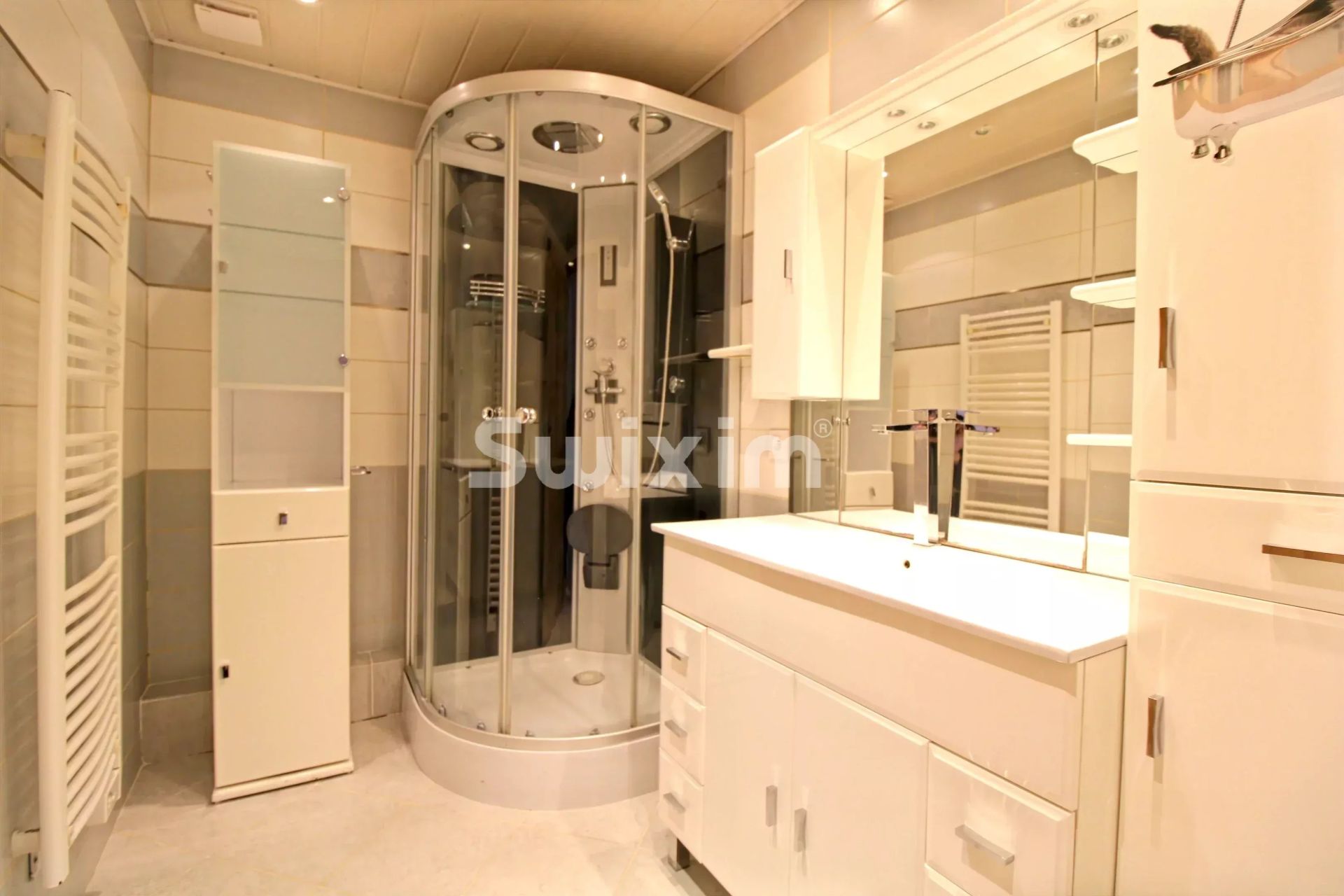 casa 6 Quartos para venda sobre Saint-Laurent-en-Grandvaux (39150)