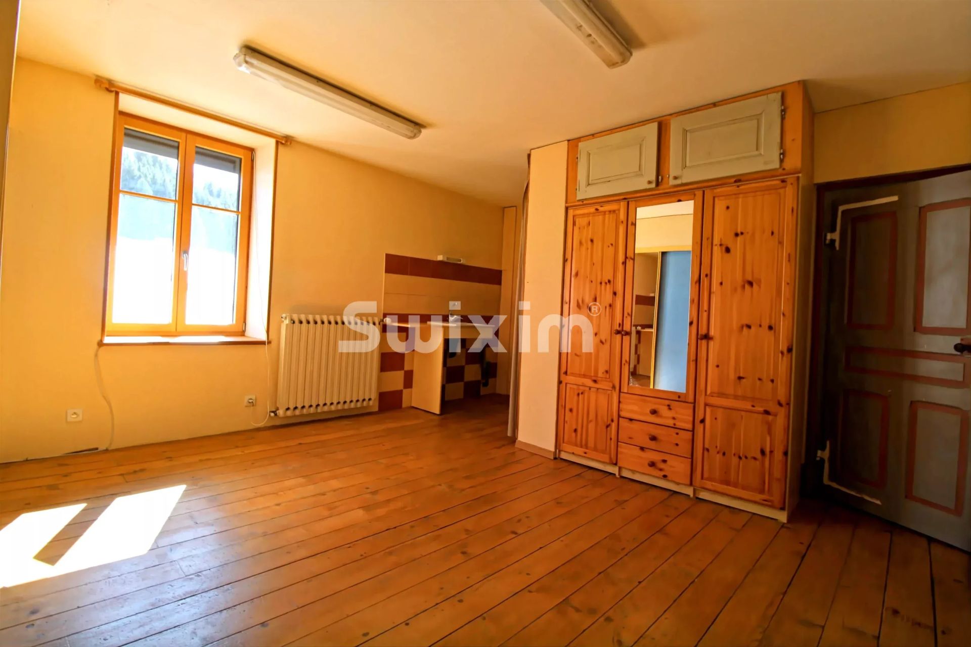 casa 6 Quartos para venda sobre Saint-Laurent-en-Grandvaux (39150)