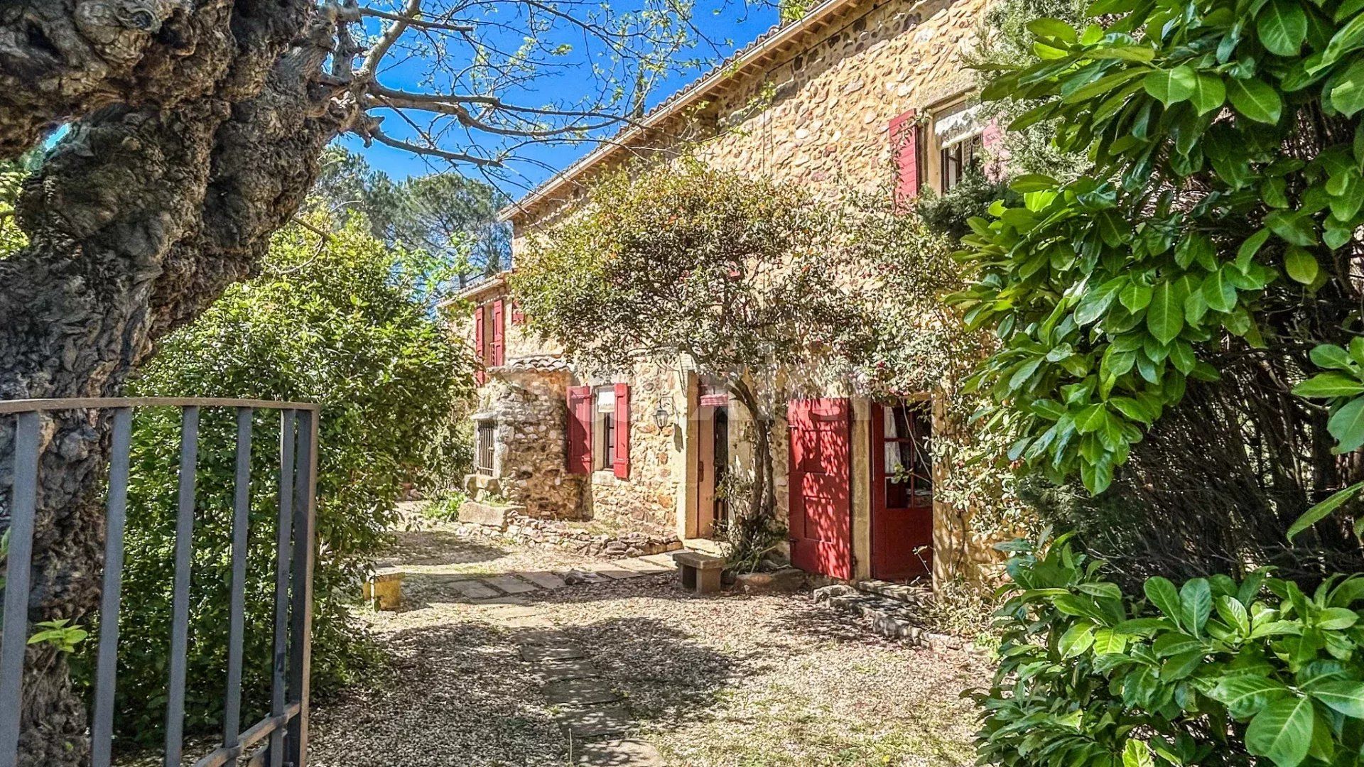mas 7 Pièces en vente sur Uzès (30700)