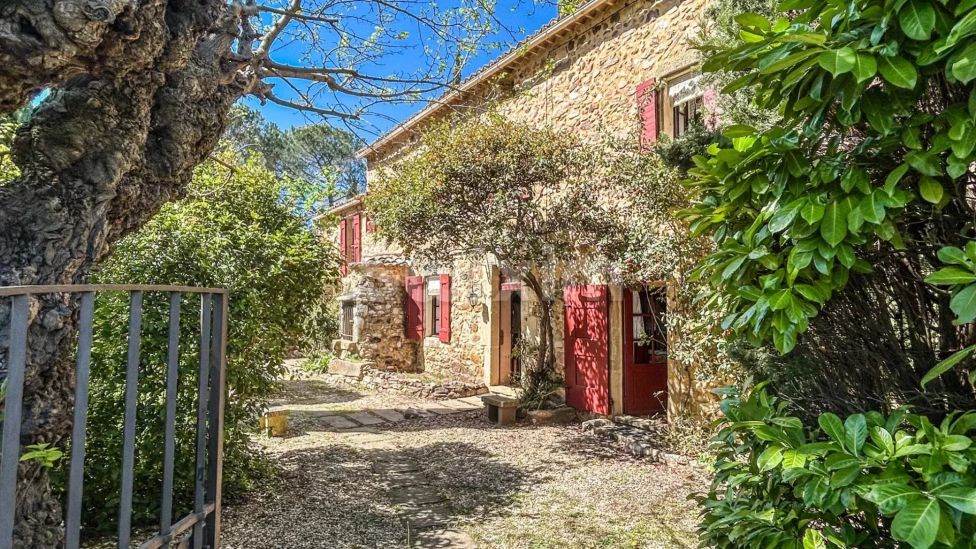 Vente Mas Uzès 7&nbsp;Pièces 214&nbsp;m²