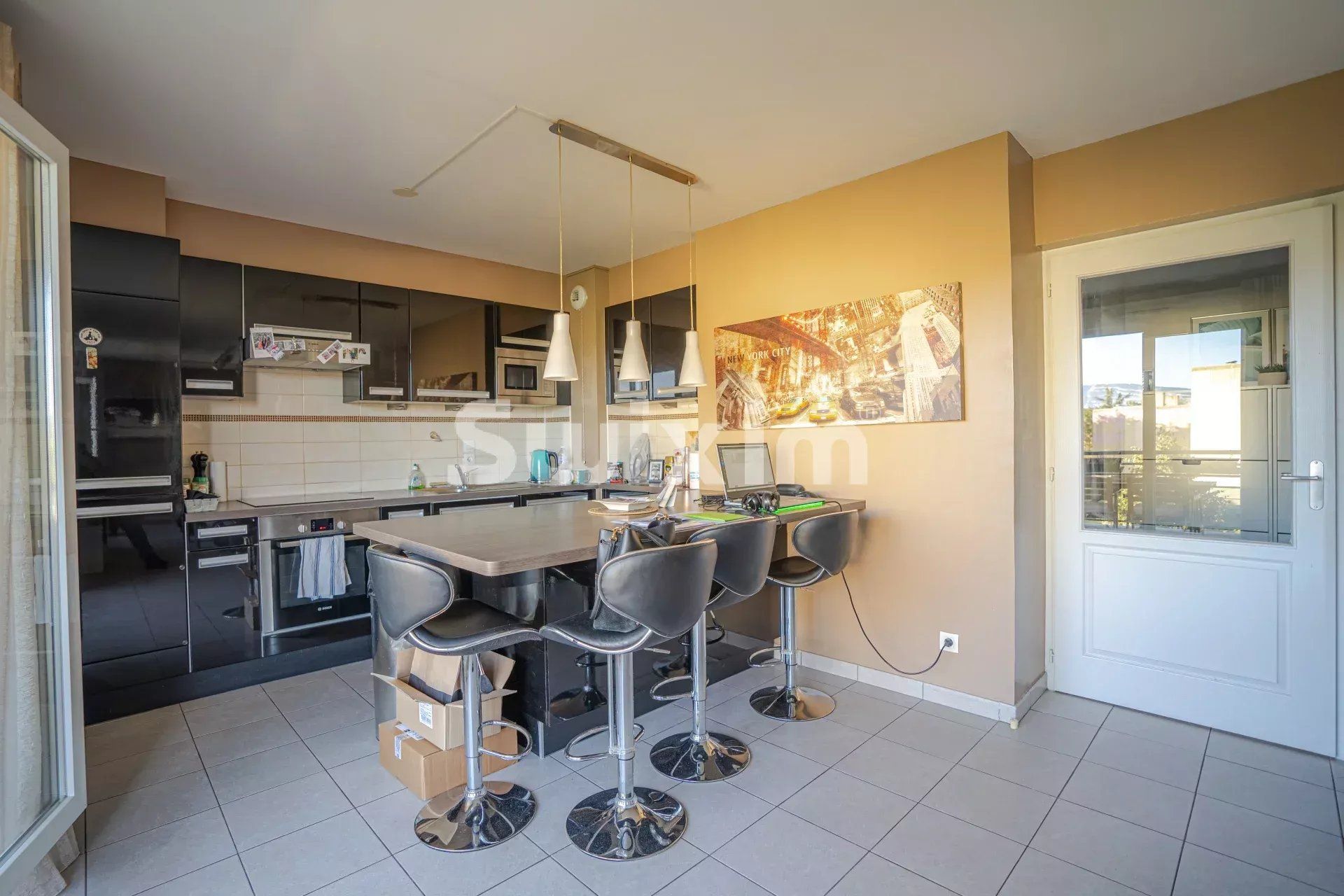 apartamento 3 Quartos para aluguer sobre Ferney-Voltaire (01210)