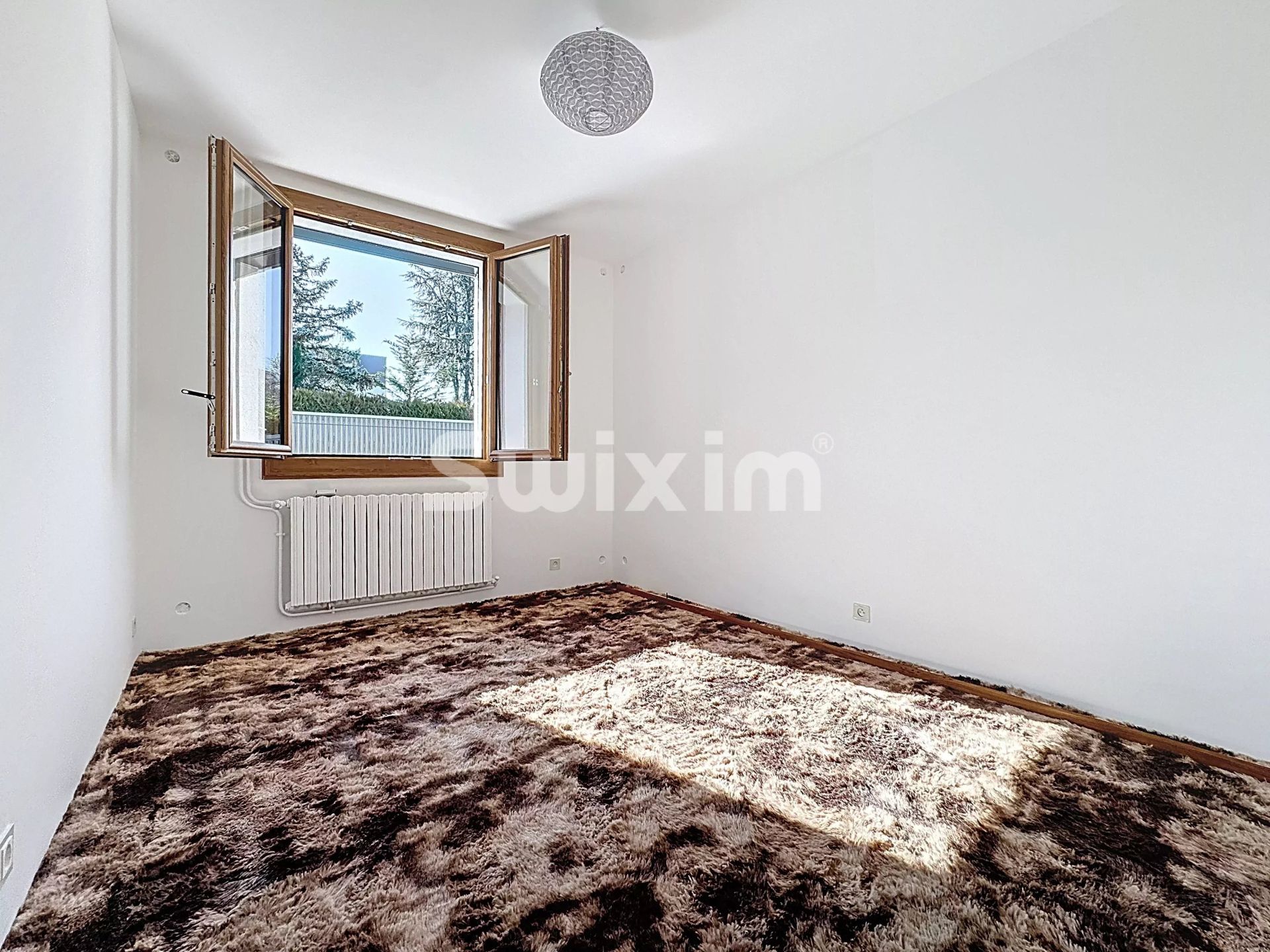 house 3 Rooms for sale on Divonne-les-Bains (01220)