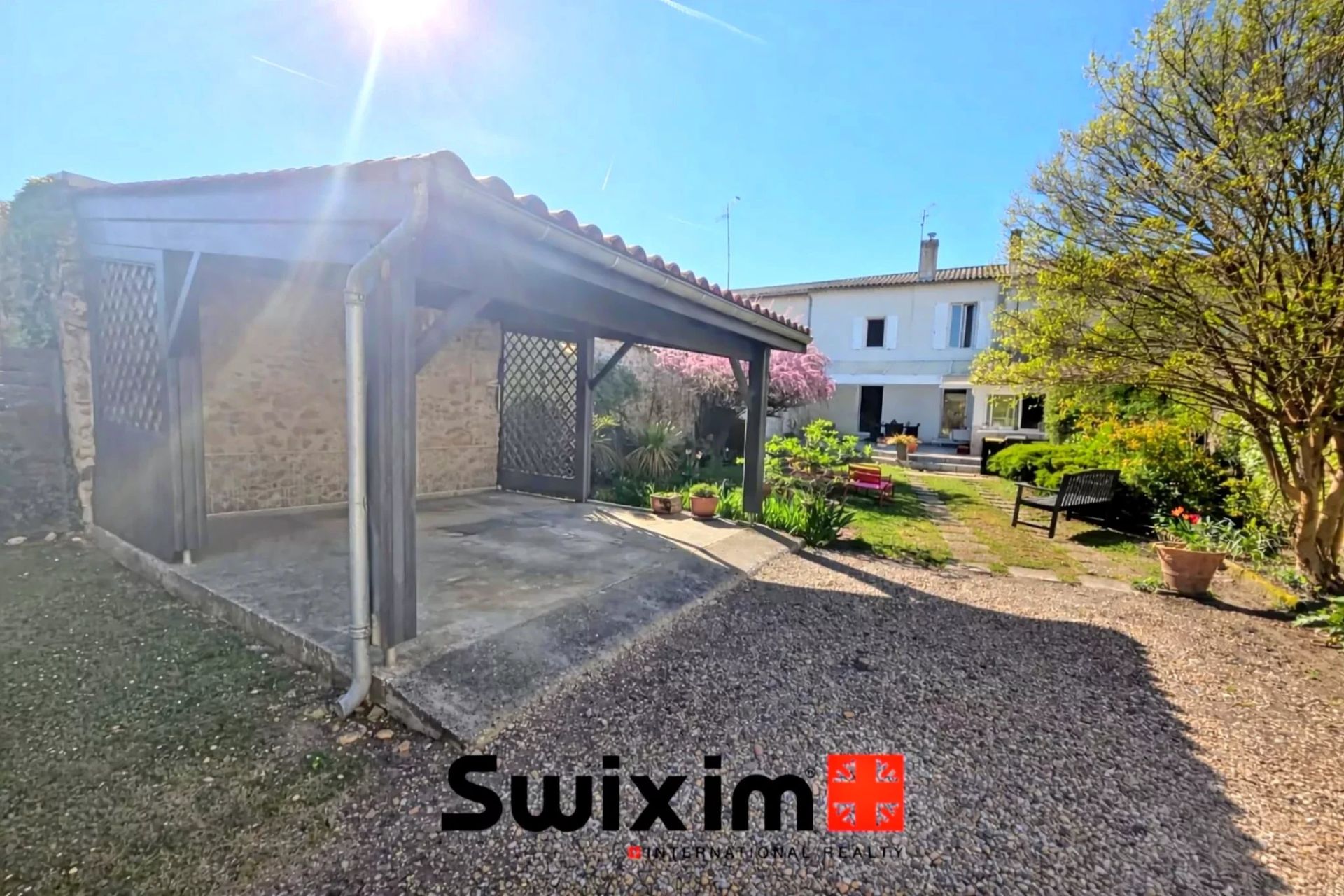 house 8 Rooms for sale on Saint-Laurent-Médoc (33112)