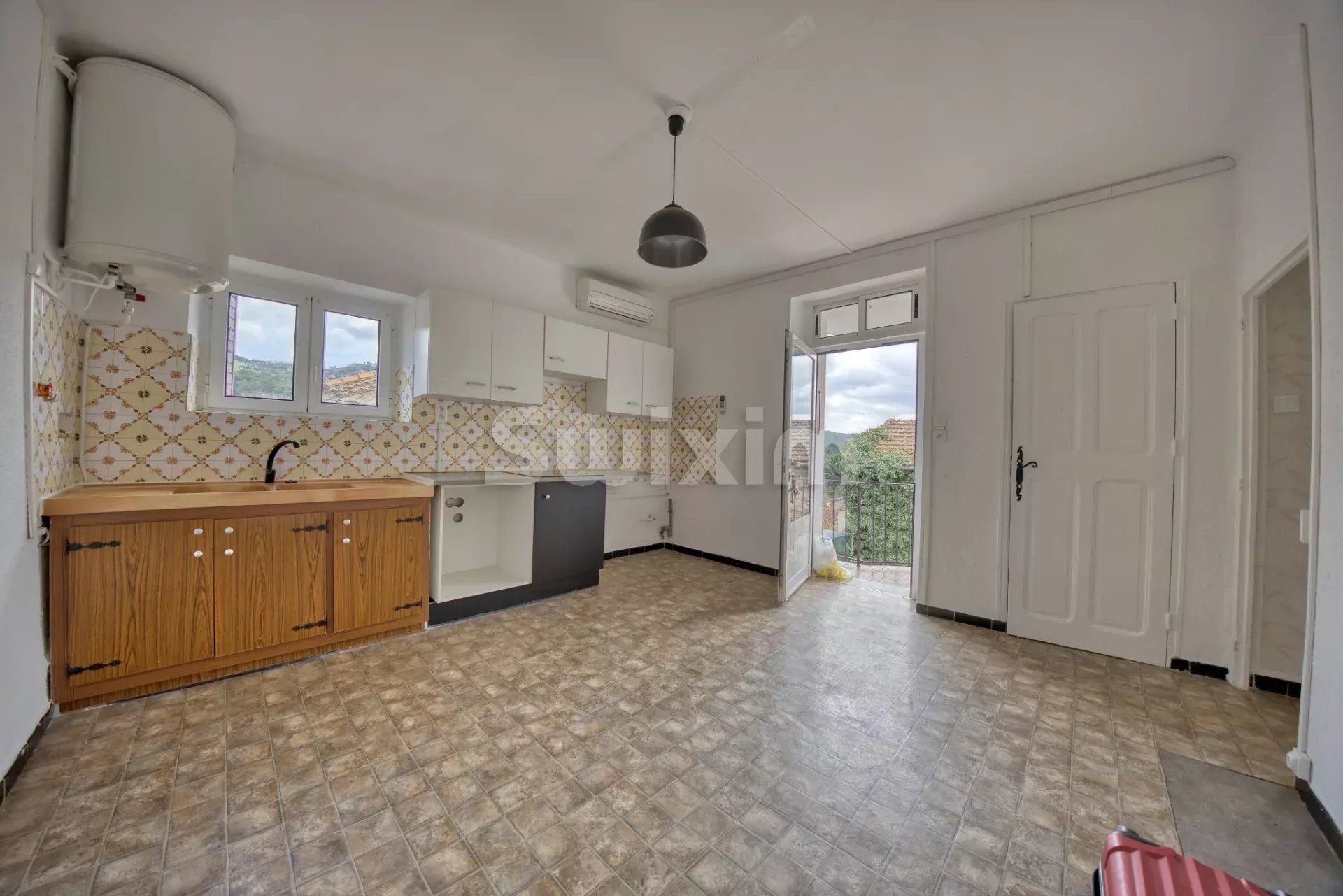 house 6 Rooms for sale on Sainte-Cécile-d'Andorge (30110)