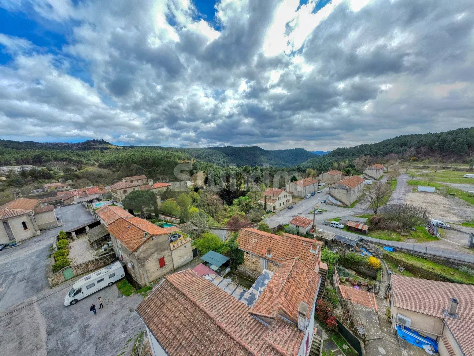 house 6 Rooms for sale on Sainte-Cécile-d'Andorge (30110)