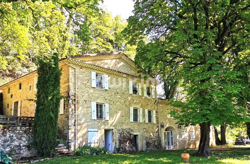 Vente Maison Montélimar 8&nbsp;Pièces 256&nbsp;m²
