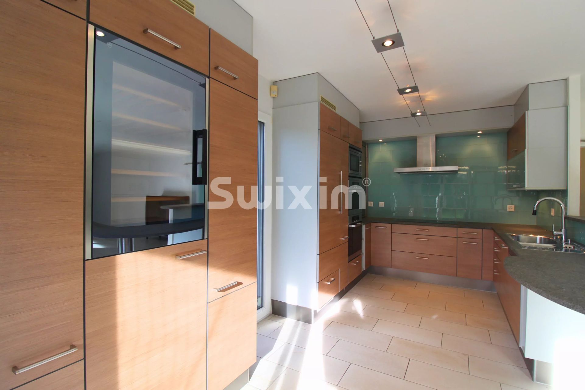 apartamento 6.5 Quartos para venda sobre Collex (1239)