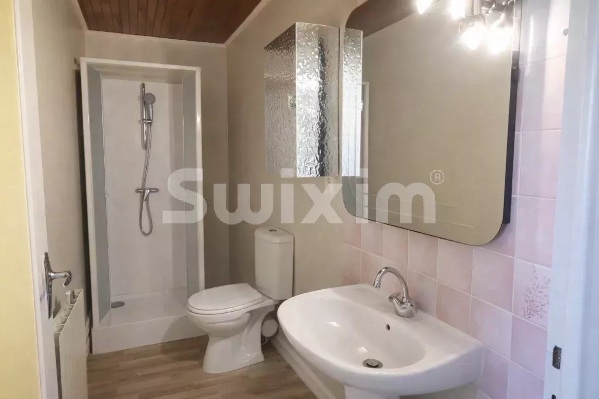 apartamento 3 Salas en alquiler en Entrelacs (73410)