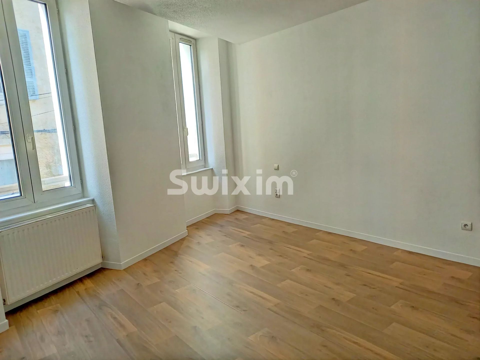 appartamento 3 Camere in affitto su Hauts de Bienne (39400)