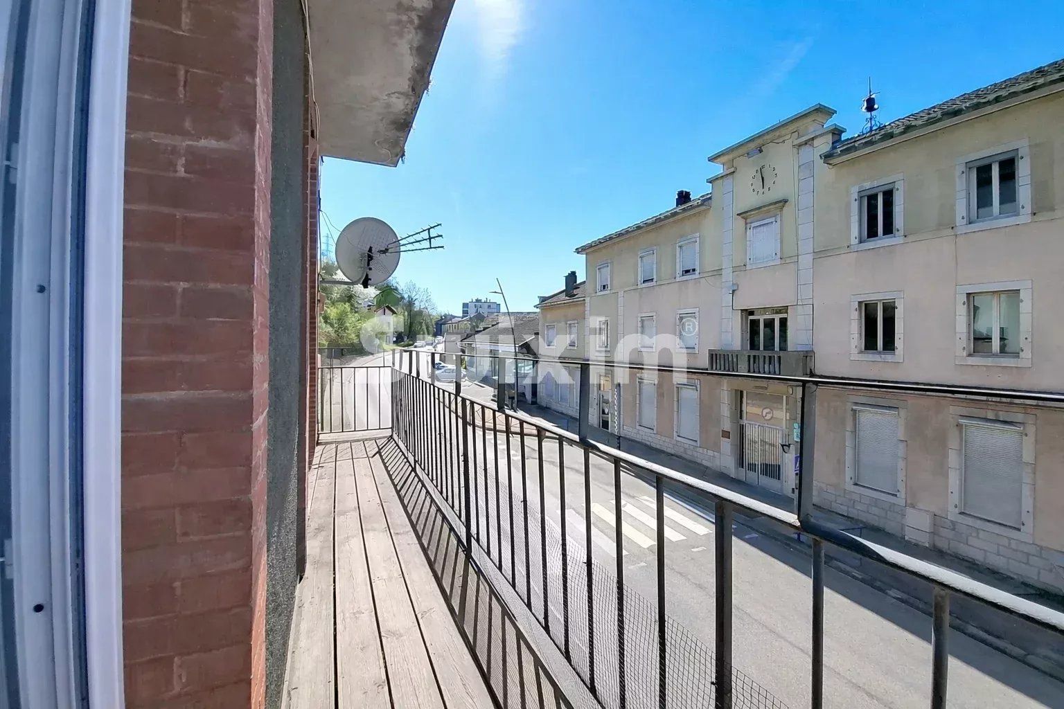 apartment 2 Rooms for sale on Valserhône (01200)