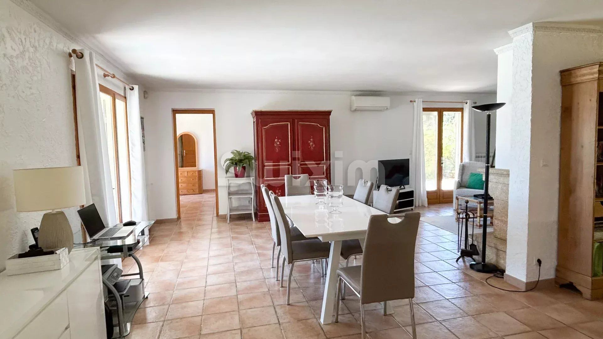 villa 4 Zimmer zum verkauf auf Uzès (30700)