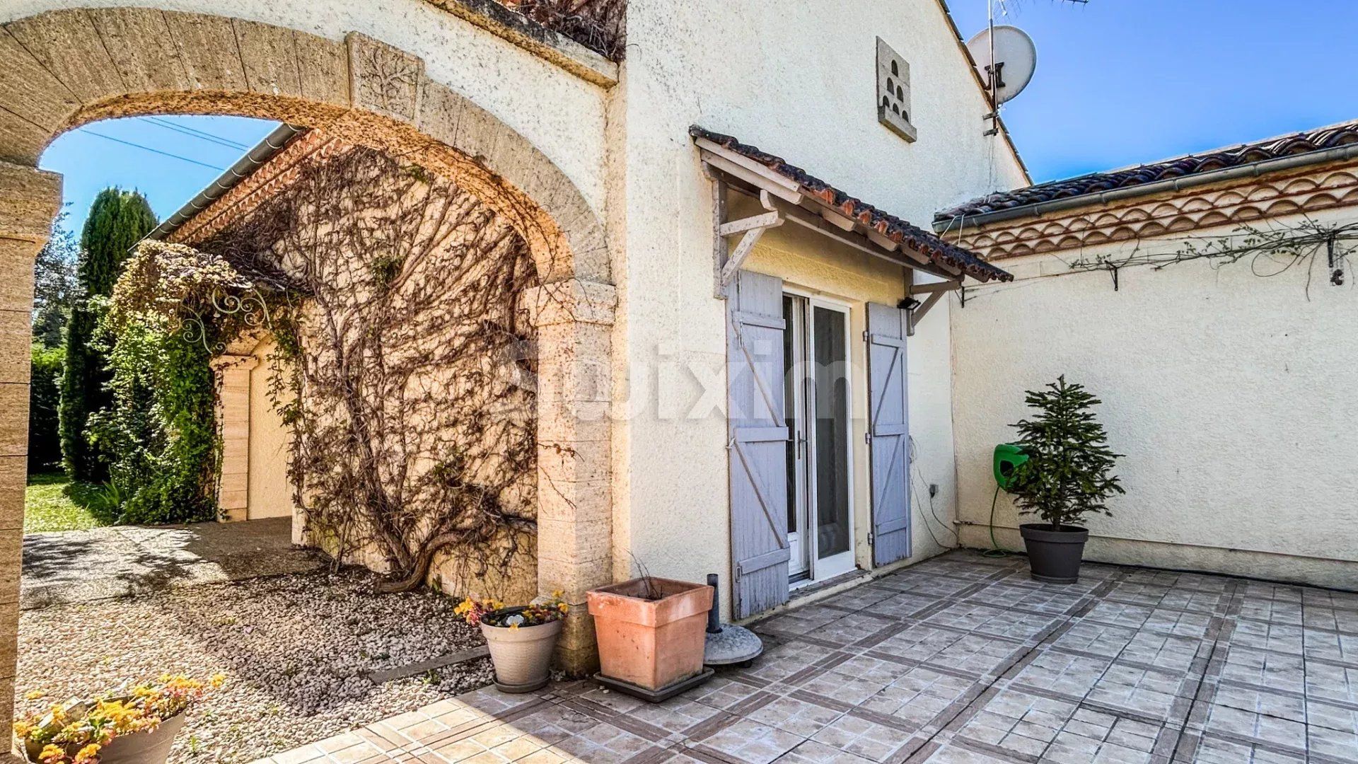 villa 4 Zimmer zum verkauf auf Uzès (30700)