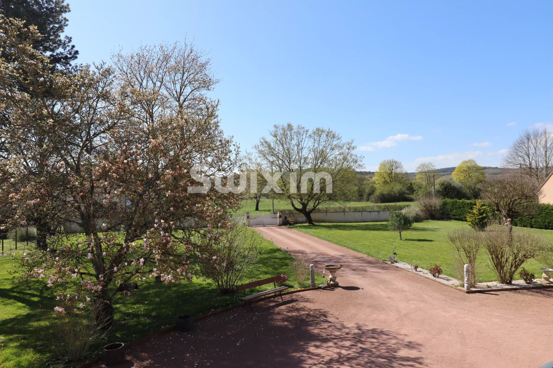 propiedad 10 Salas en venta en Fontaines (71150)