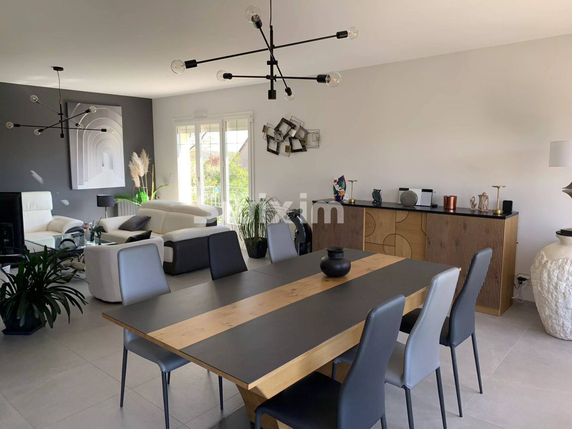 propiedad 10 Salas en venta en Fontaines (71150)