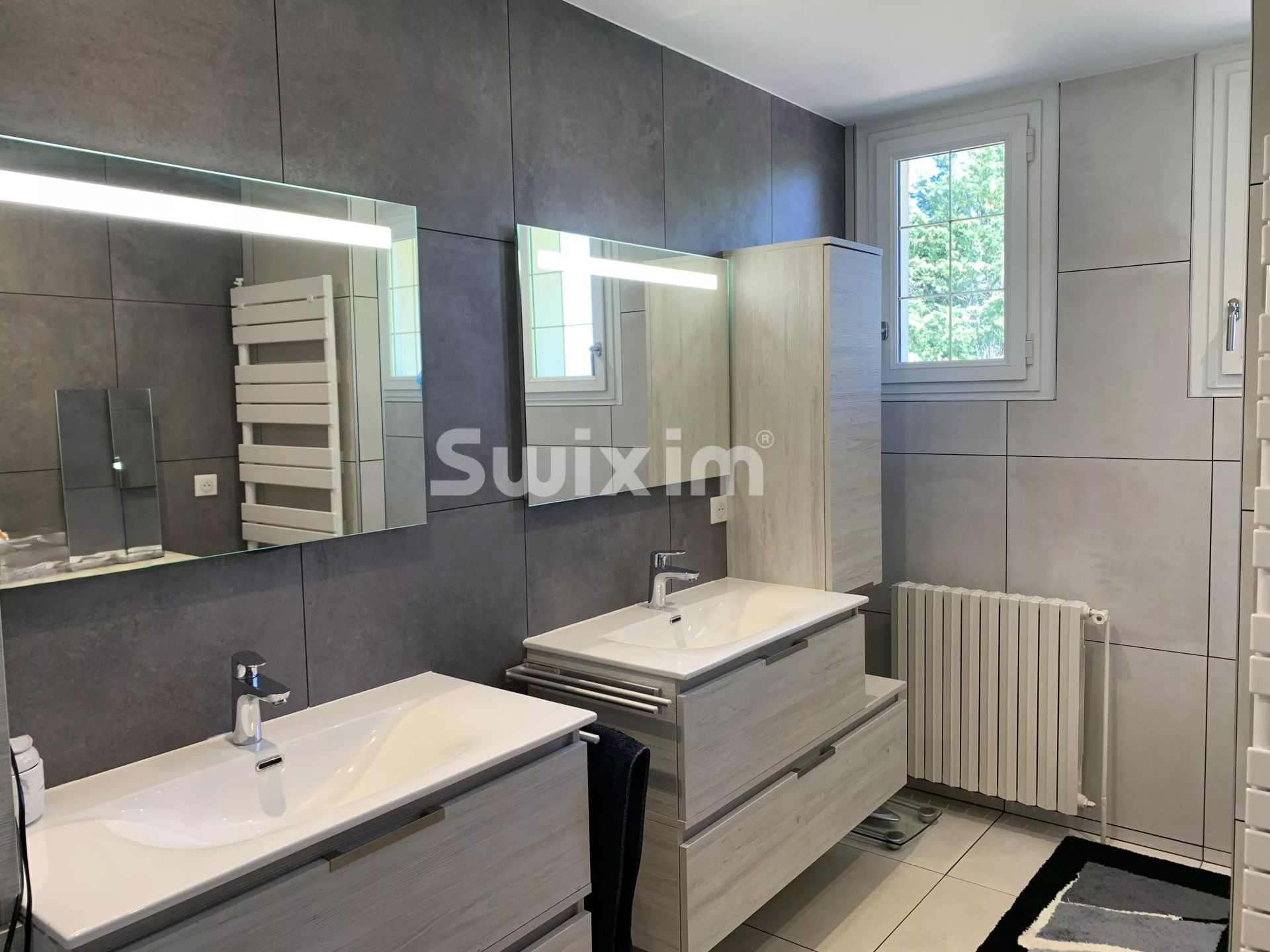 propiedad 10 Salas en venta en Fontaines (71150)