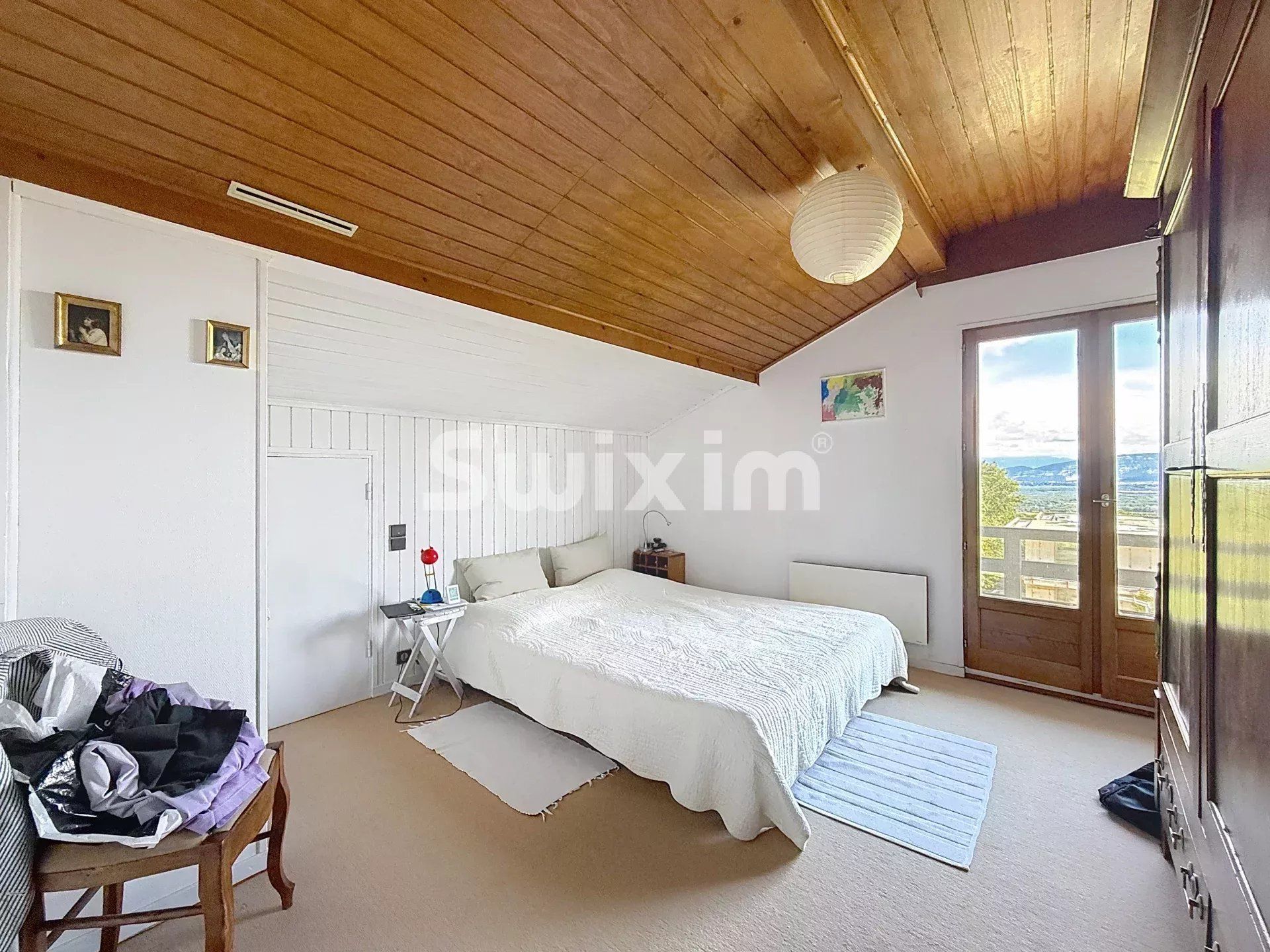 casa 7 Quartos para venda sobre Grilly (01220)