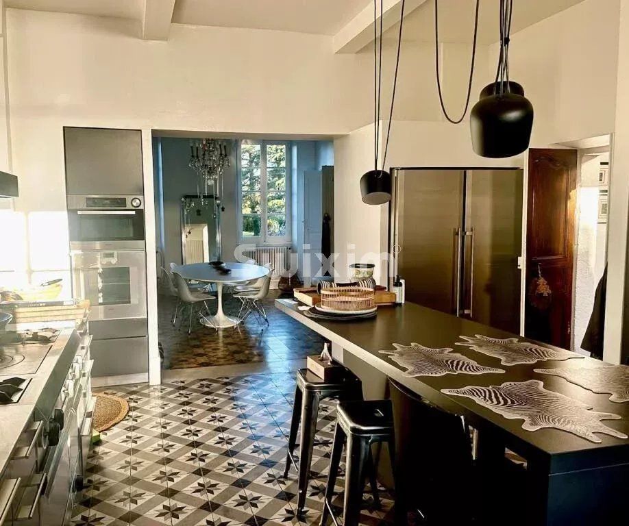 propriété 13 Pièces en vente sur Valence (26000)