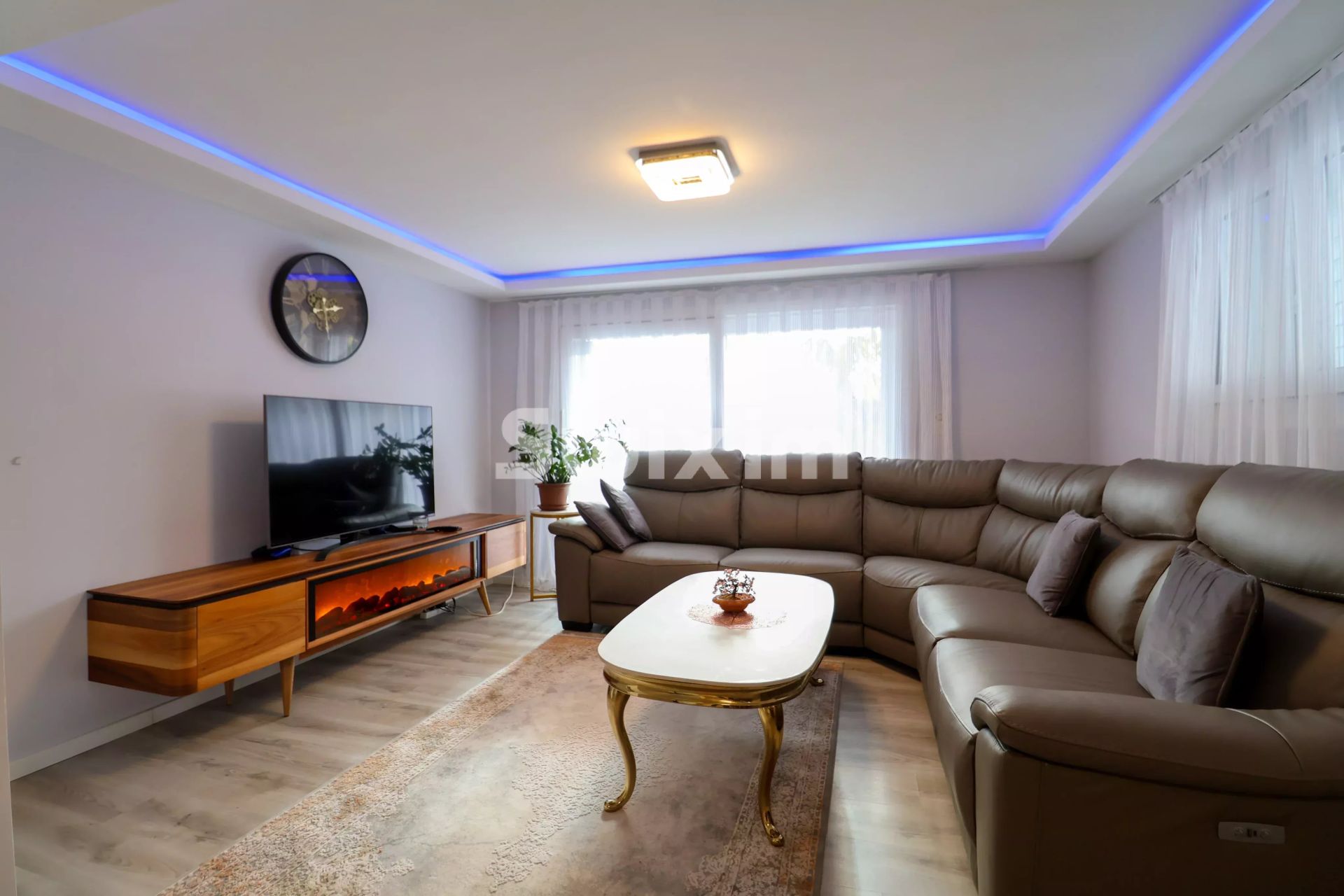 villa 5.5 Rooms for sale on Attalens (1616)