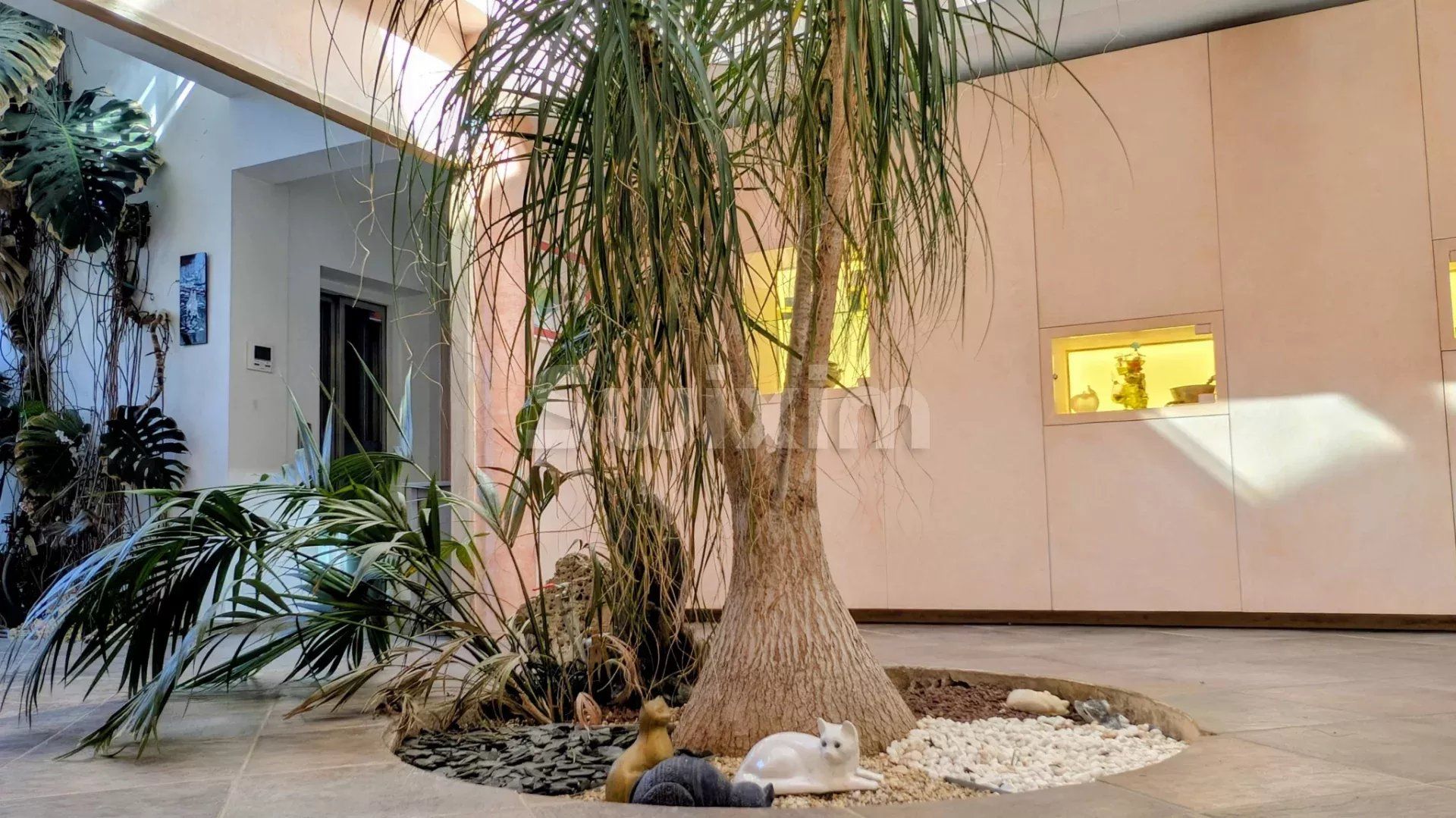 proprietà 8 Camere in vendita su Nîmes (30000)