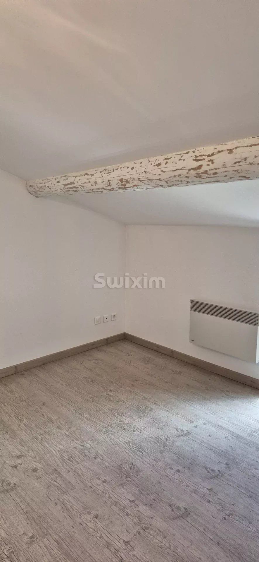 casa 5 Camere in affitto su Théziers (30390)